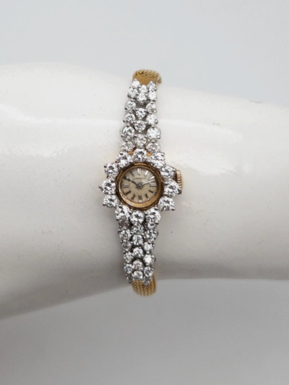 BLANCPAIN 3ct VS G Diamond Ladies 18k Yellow Gold Watch